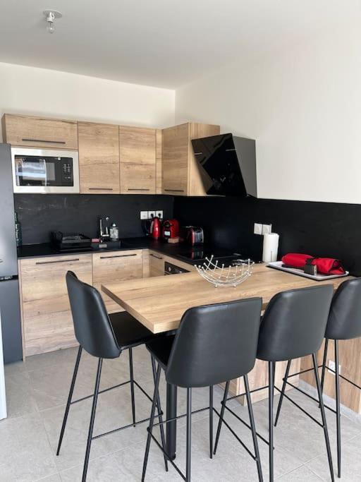Superbe Appartement Neuf Aucalme 滨海圣芒德里耶 外观 照片