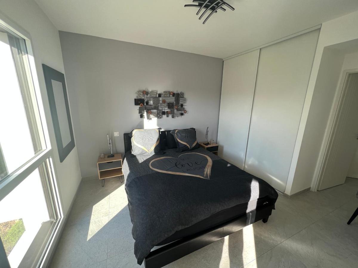Superbe Appartement Neuf Aucalme 滨海圣芒德里耶 外观 照片